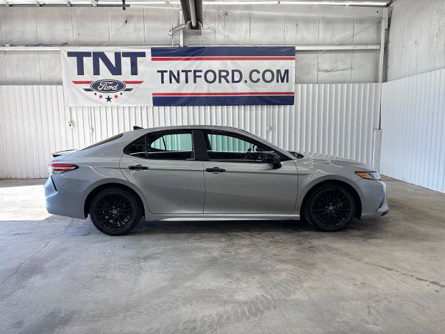 Used 2020 Toyota Camry SE w/ 4 Season Floor Mat Package