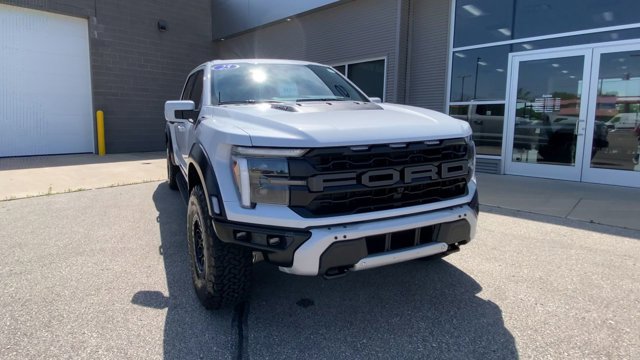 Certified 2025 Ford F150 Raptor AWD/4WD image 4