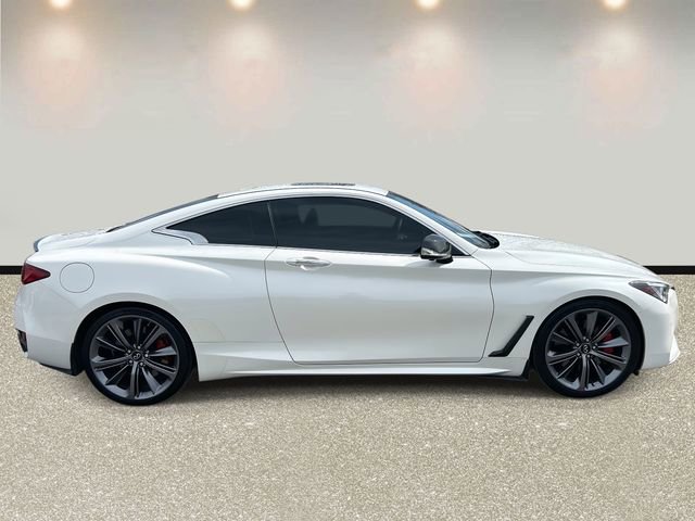 Used 2022 INFINITI Q60 Red Sport 400 w/ Carbon Fiber Package image 4