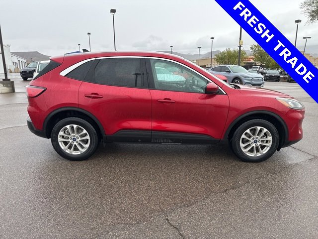 Certified 2020 Ford Escape SE image 4