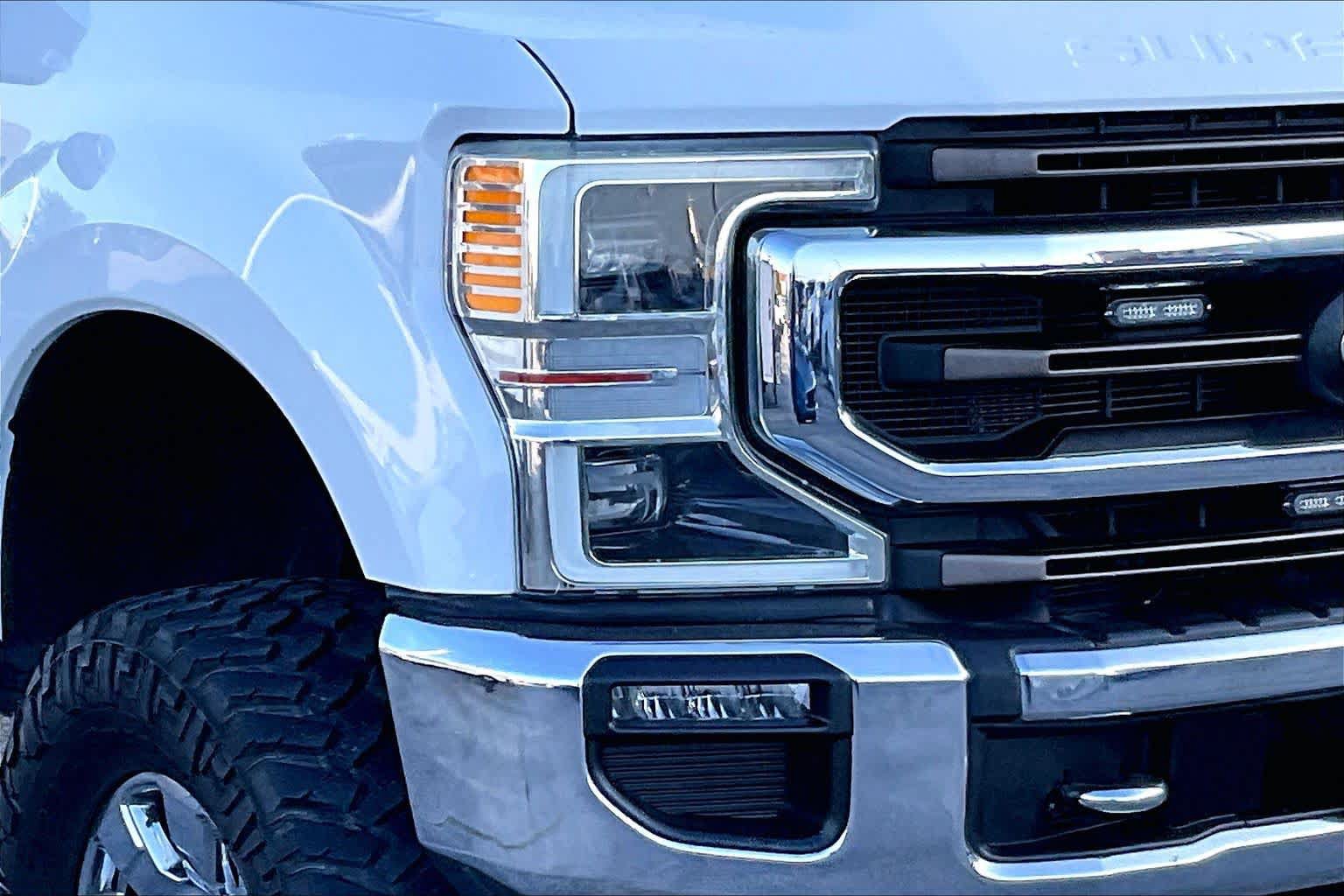 Certified 2022 Ford F250 King Ranch w/ King Ranch Ultimate Package AWD/4WD image 23