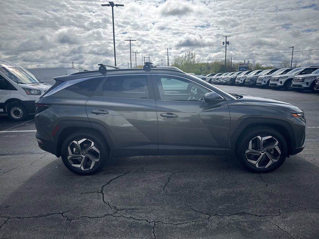 Used 2022 Hyundai Tucson SEL w/ Convenience Package AWD/4WD image 2