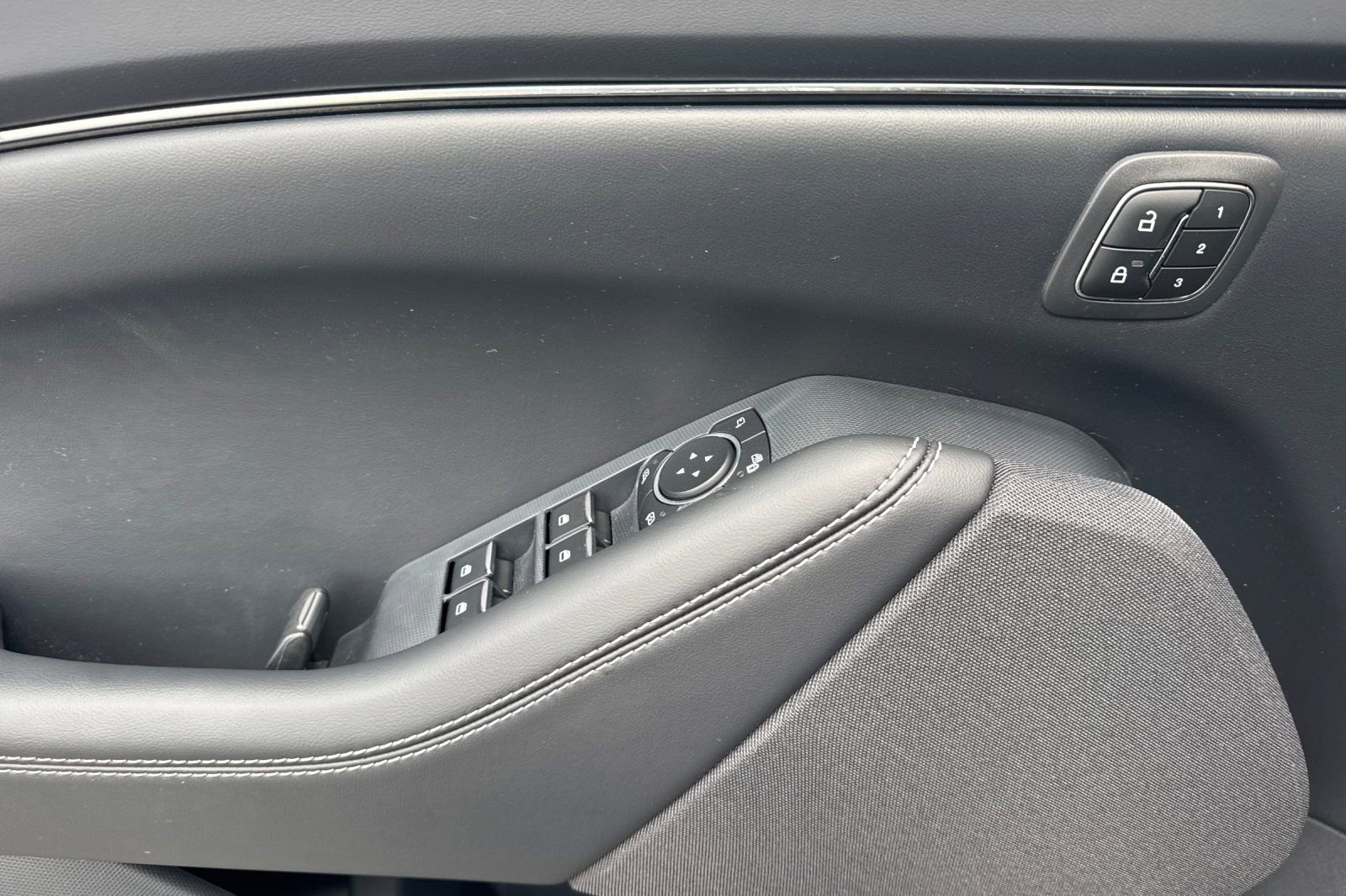 Certified 2023 Ford Mustang Mach-E Select w/ Comfort Package Lite image 12