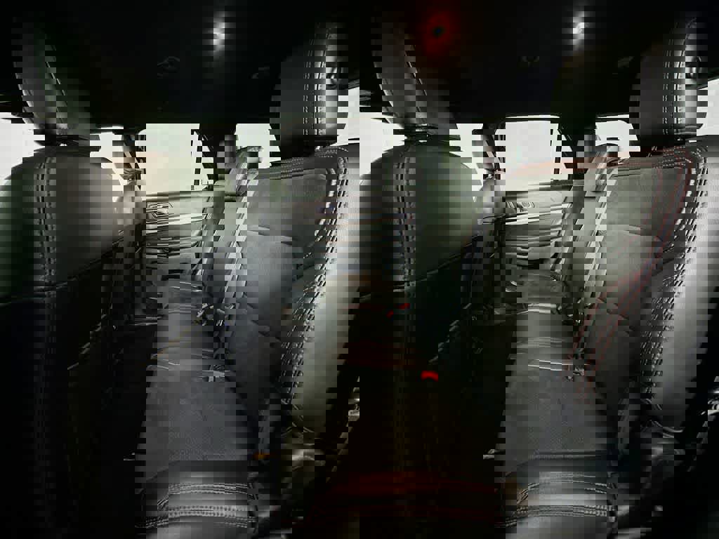 Certified 2019 Ford Explorer XLT w/ Equipment Group 202A image 14