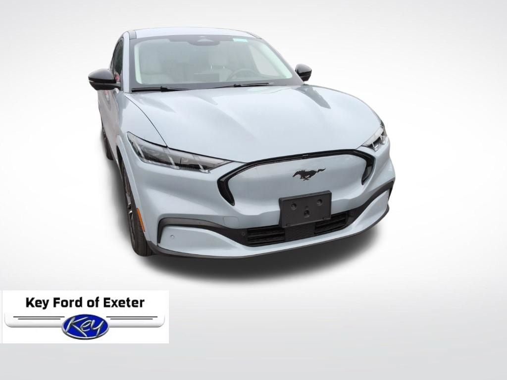 Certified 2025 Ford Mustang Mach-E Premium AWD/4WD image 3
