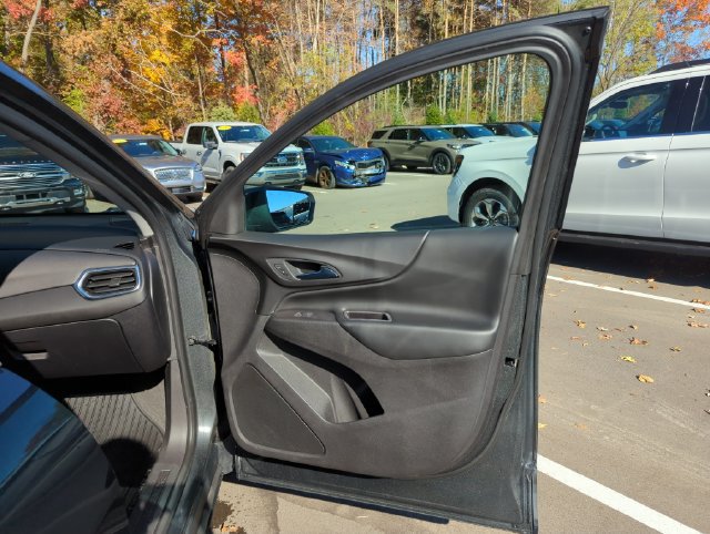 Used 2018 Chevrolet Equinox LT w/ LPO, Protection Package AWD/4WD image 14