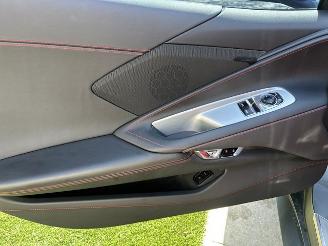 Used 2023 Chevrolet Corvette Stingray Coupe RWD image 21