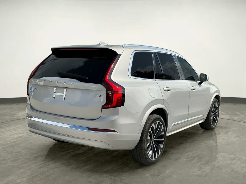 Used 2025 Volvo XC90 B6 Plus AWD/4WD image 6