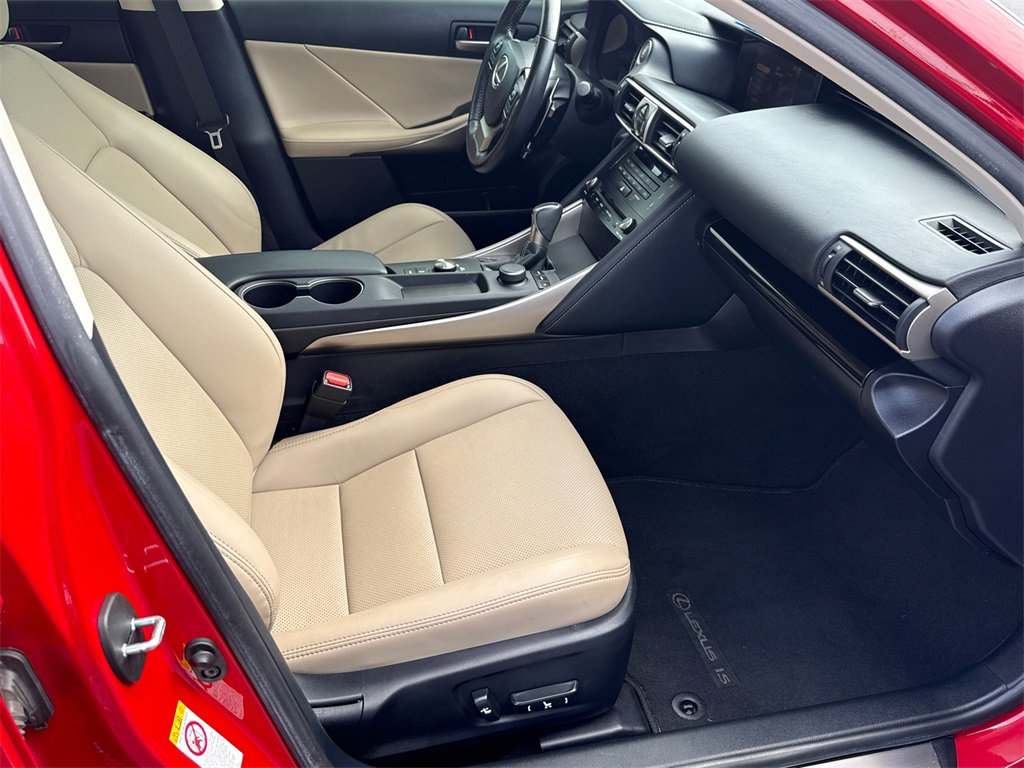 Used 2017 Lexus IS 200t image 13