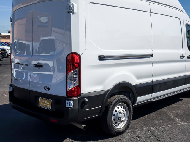 Certified 2026 Ford Transit 250 148 High Roof AWD w/ Load Area Protection Package image 7