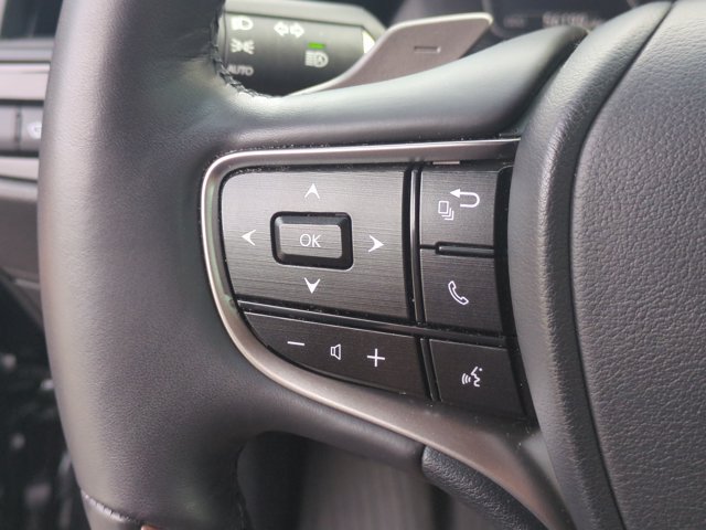Used 2024 Lexus ES 350 Ultra Luxury w/ Accessory Package (Z2) FWD image 15
