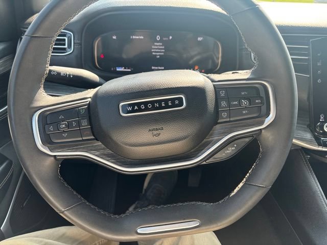 Used 2024 Jeep Wagoneer Series III AWD/4WD image 18