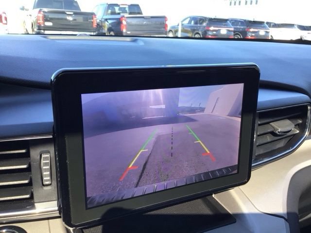 Certified 2023 Ford Explorer XLT w/ Equipment Group 202A RWD image 16