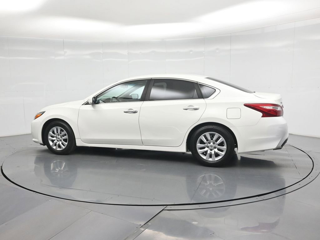 Used 2017 Nissan Altima 2.5 S w/ Power Driver Seat Package image 7