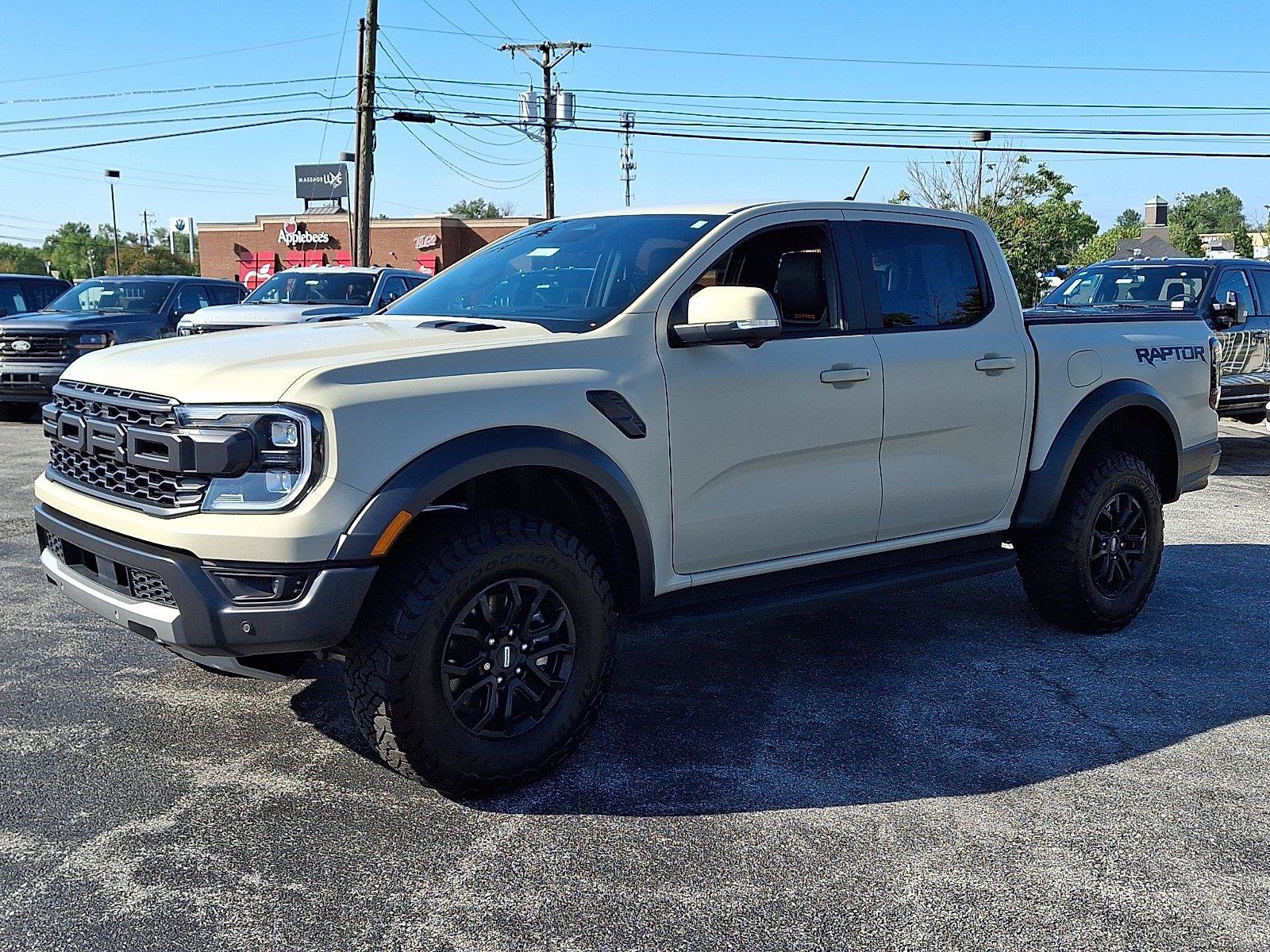 Certified 2025 Ford Ranger Raptor AWD/4WD image 3