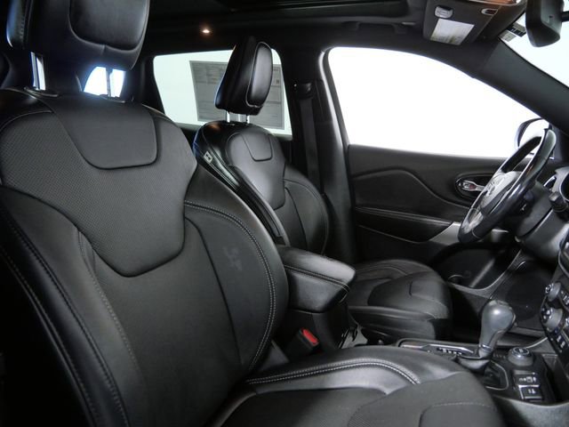 Used 2021 Jeep Cherokee Latitude Lux 80th Anniv w/ Quick Order Package 26U 80TH image 11