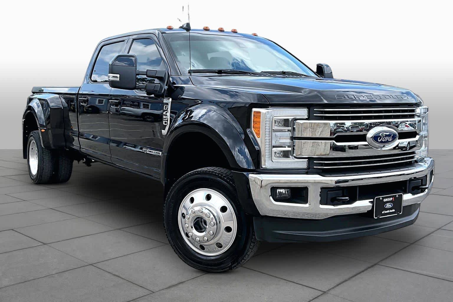 Certified 2019 Ford F450 Lariat w/ Lariat Ultimate Package AWD/4WD image 3