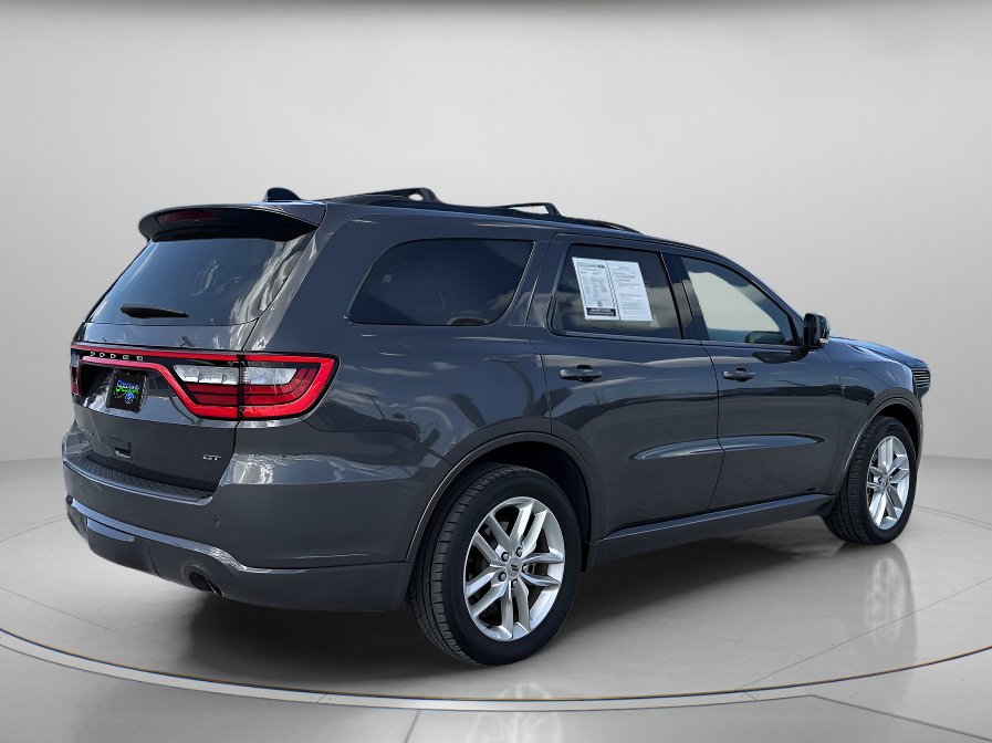 Used 2024 Dodge Durango GT RWD image 3