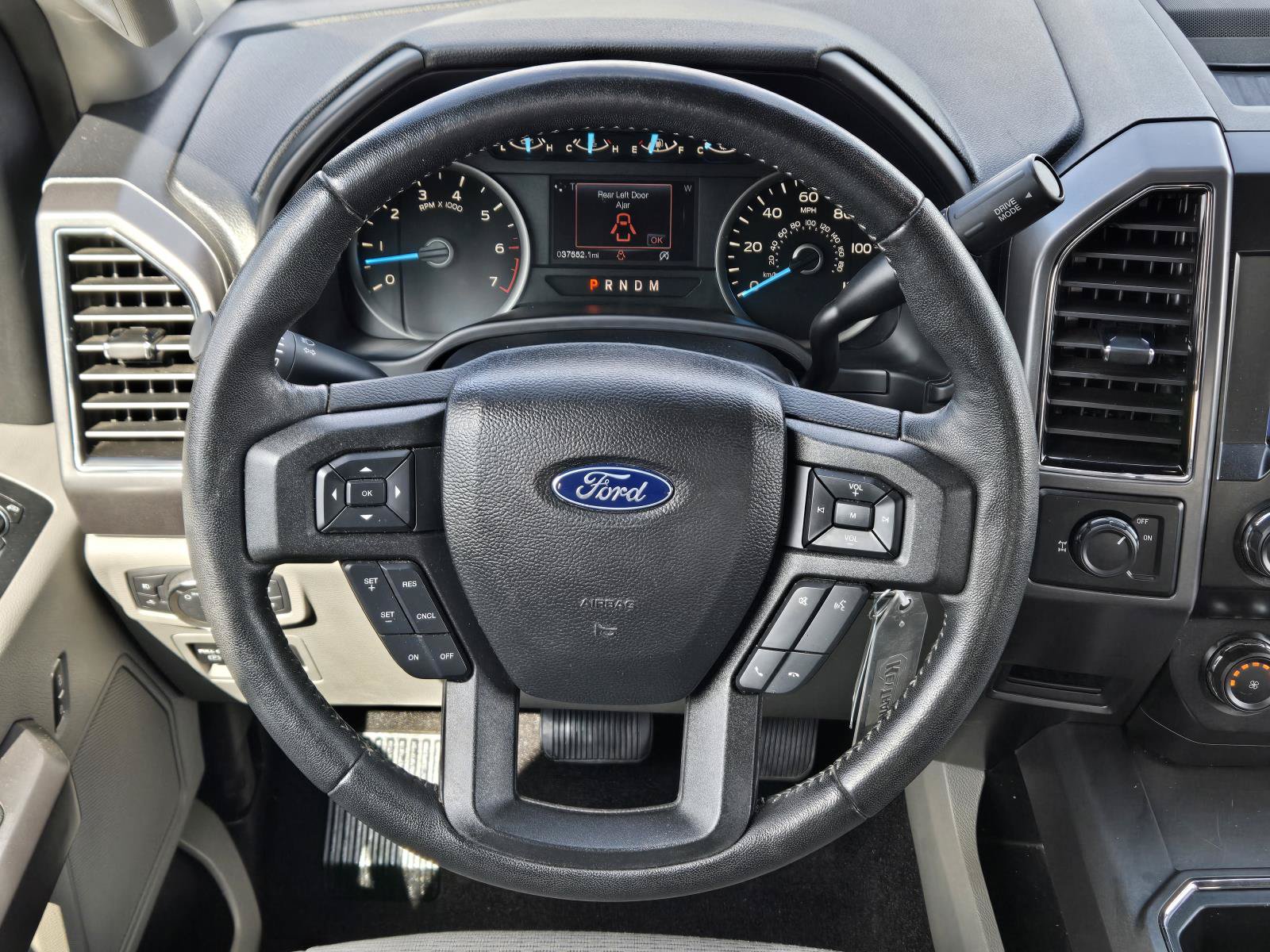 Certified 2020 Ford F150 XLT w/ Equipment Group 302A Luxury RWD image 21