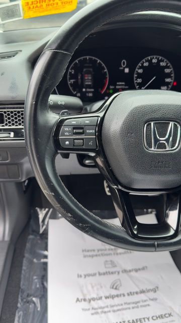 Used 2023 Honda Civic Sport image 9