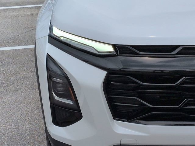 Used 2025 Chevrolet Equinox RS FWD image 10