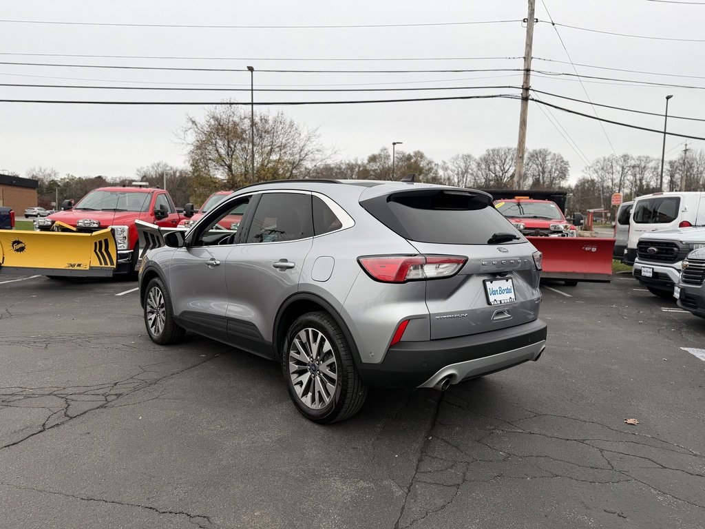 Certified 2021 Ford Escape Titanium image 3