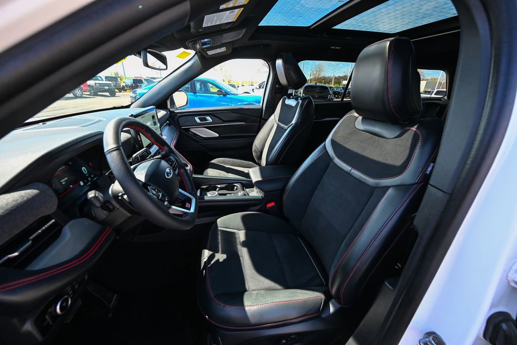Certified 2025 Ford Explorer ST AWD/4WD image 20