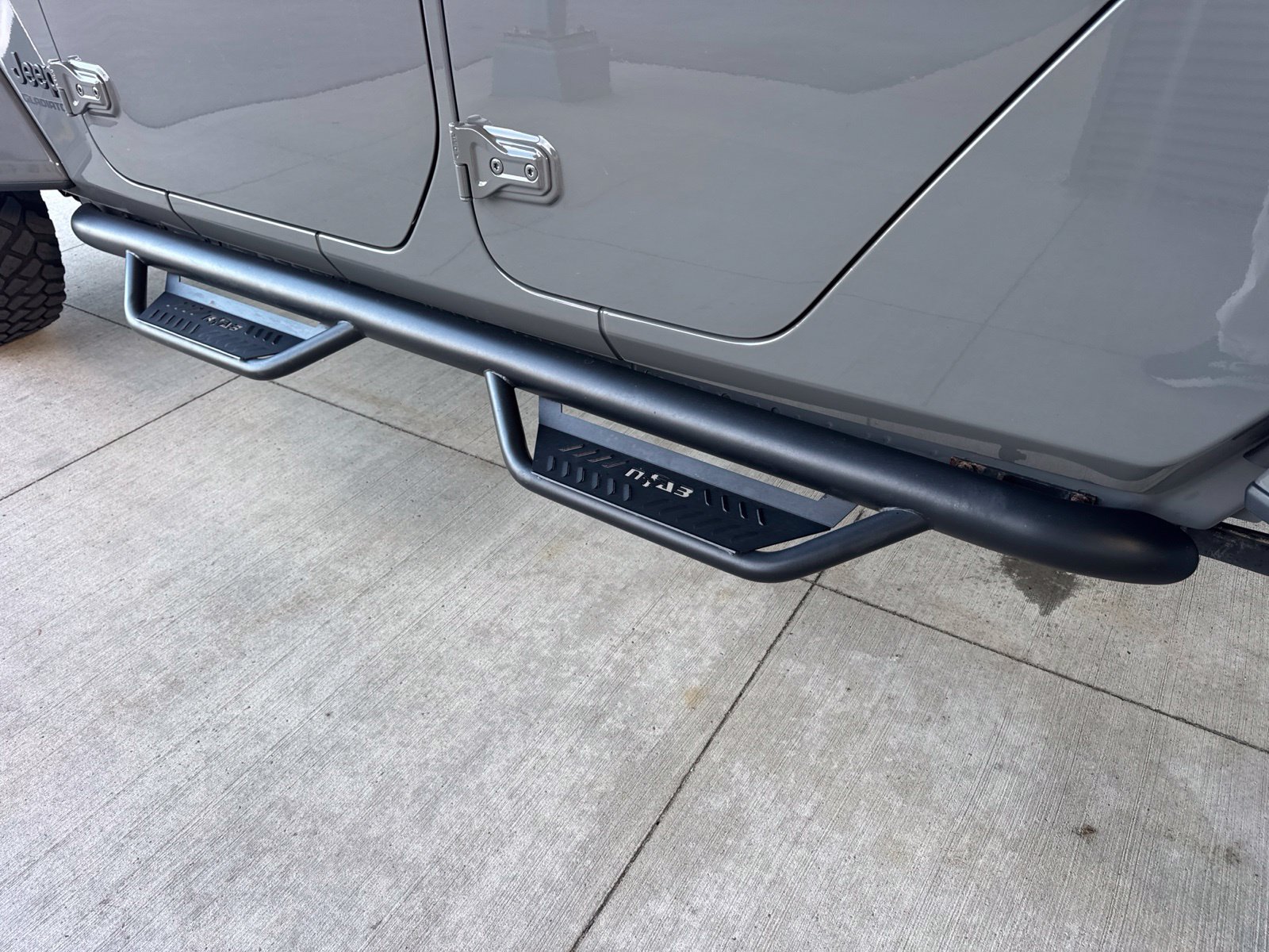Used 2022 Jeep Gladiator Sport AWD/4WD image 18