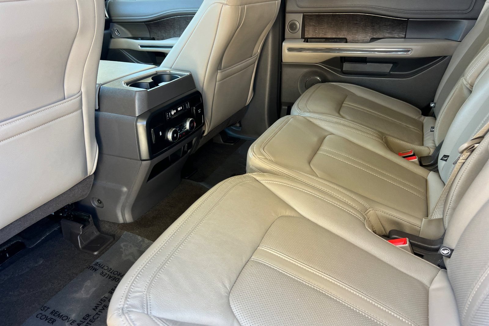 Certified 2019 Ford Expedition Limited w/ Equipment Group 302A AWD/4WD image 14