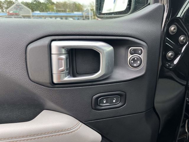 Used 2021 Jeep Wrangler Unlimited Sahara image 12