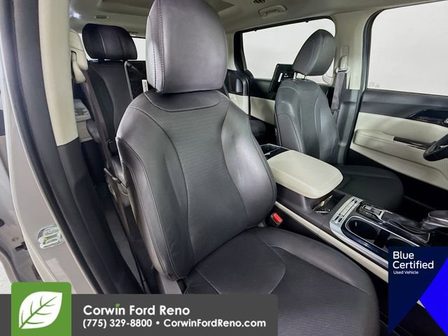 Used 2024 Kia Carnival SX Prestige image 36
