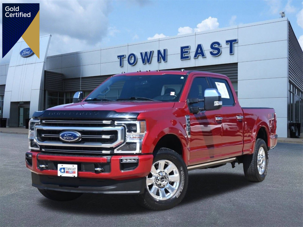 Certified 2022 Ford F350 Platinum w/ FX4 Off-Road Package