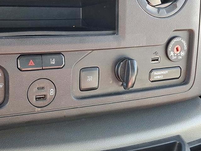 Certified 2021 Ford E-350 and Econoline 350 Super Duty image 20