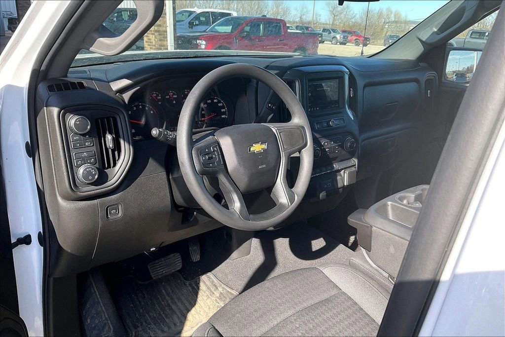 Used 2023 Chevrolet Silverado 1500 Custom image 7