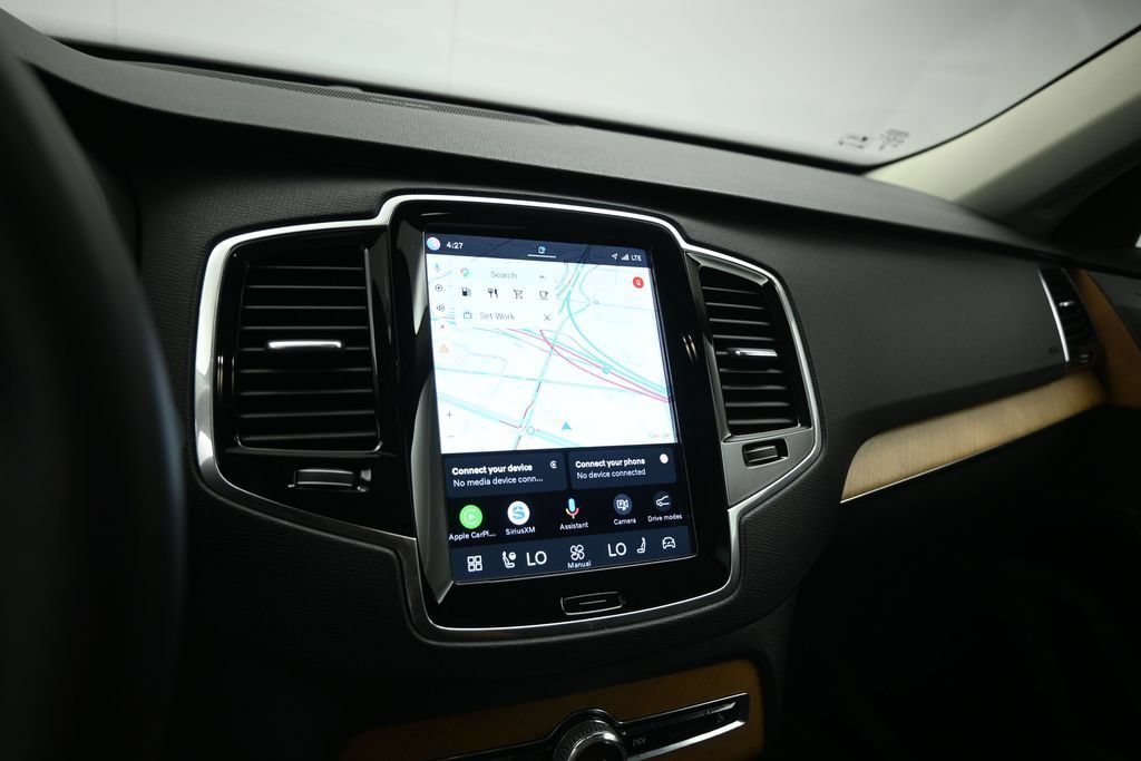 Used 2023 Volvo XC90 B6 Plus w/ Protection Package Premier AWD/4WD image 12