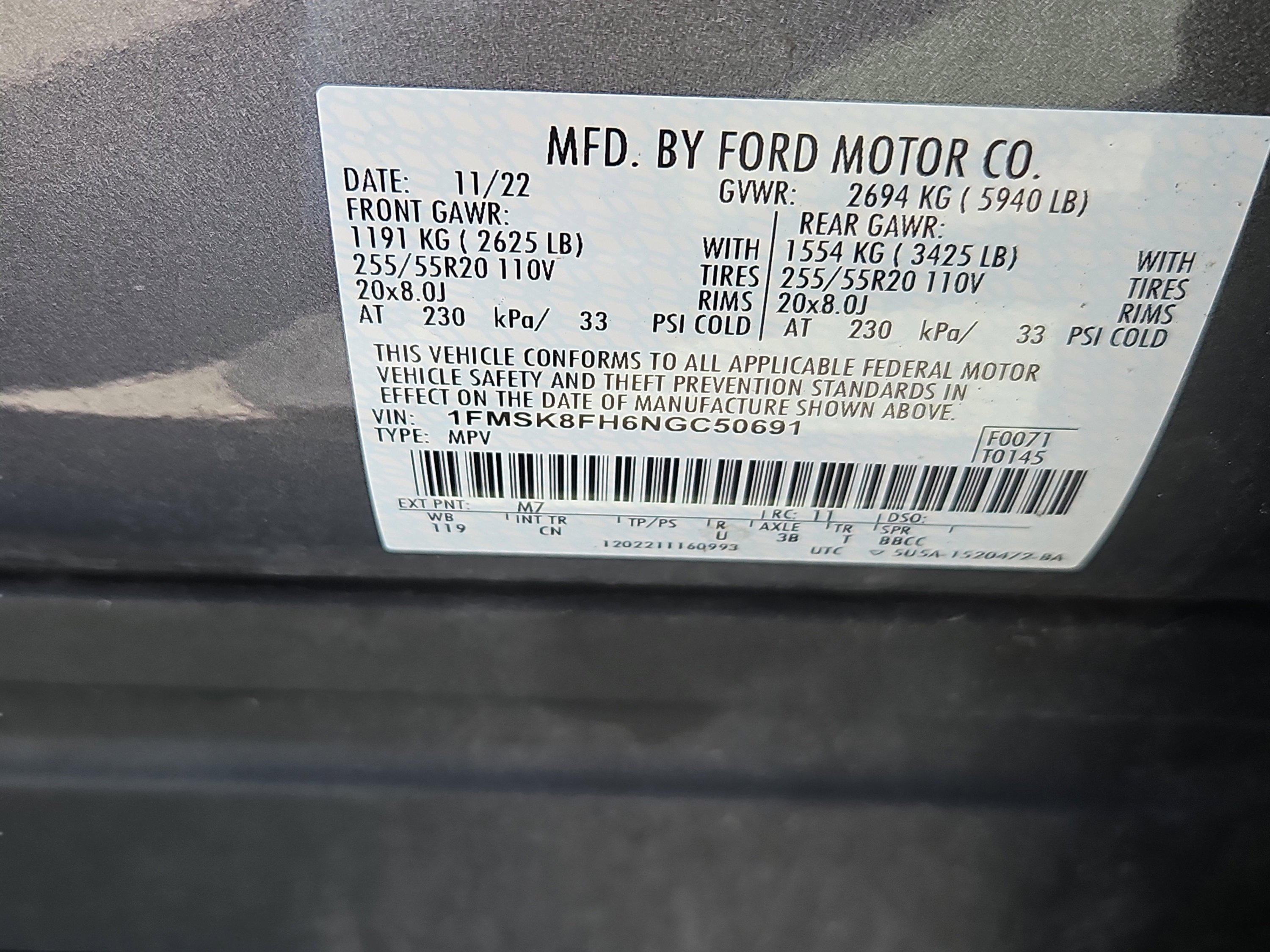 Certified 2022 Ford Explorer Limited w/ Limited Technology Package AWD/4WD image 7