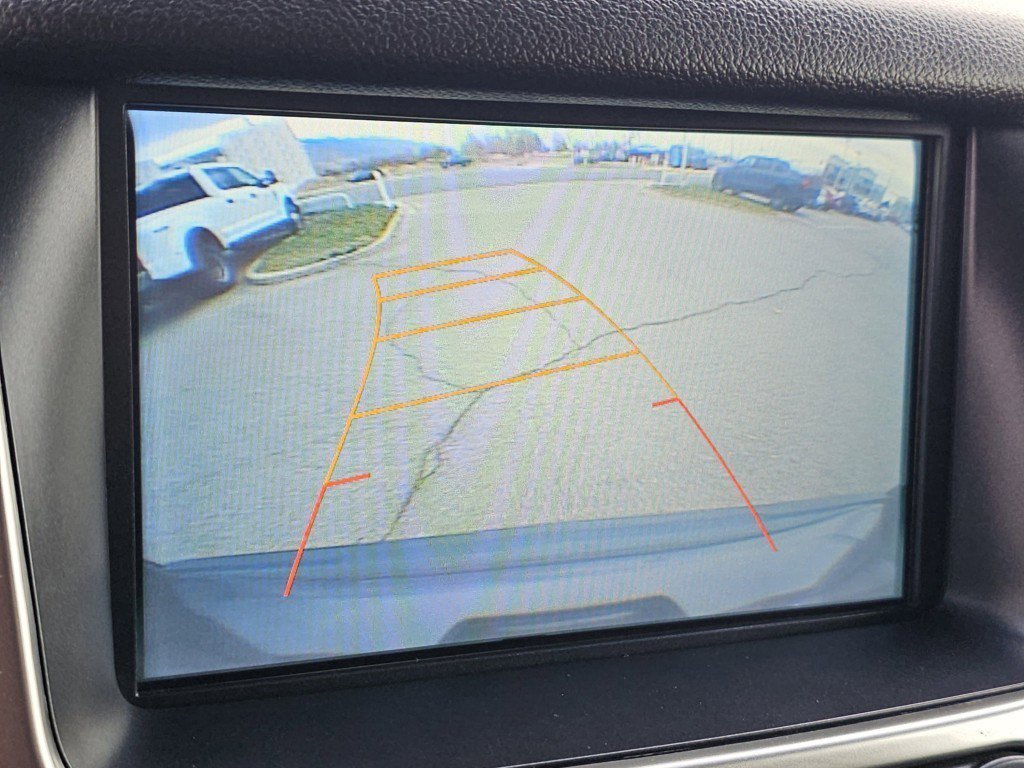 Used 2017 Chevrolet Suburban LS image 8