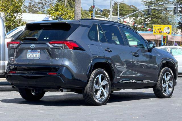 Used 2021 Toyota RAV4 SE w/ Weather & Moonroof Package AWD/4WD image 26