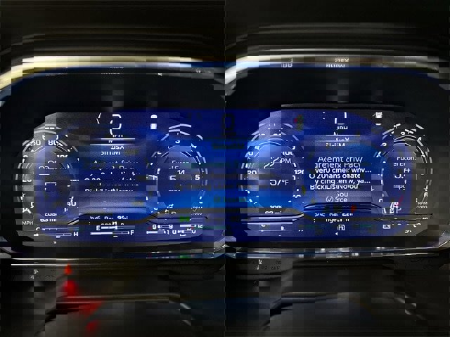 Used 2024 Chevrolet Suburban LT image 7