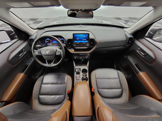 Certified 2021 Ford Bronco Sport Outer Banks w/ Outer Banks Package (96D) AWD/4WD image 2