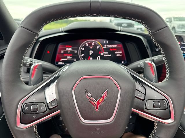 Used 2024 Chevrolet Corvette Stingray Convertible RWD image 14