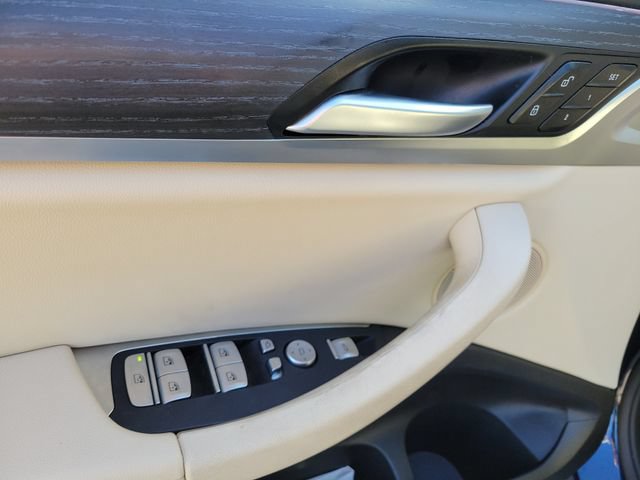 Used 2022 BMW X3 sDrive30i w/ M Sport Package RWD image 22