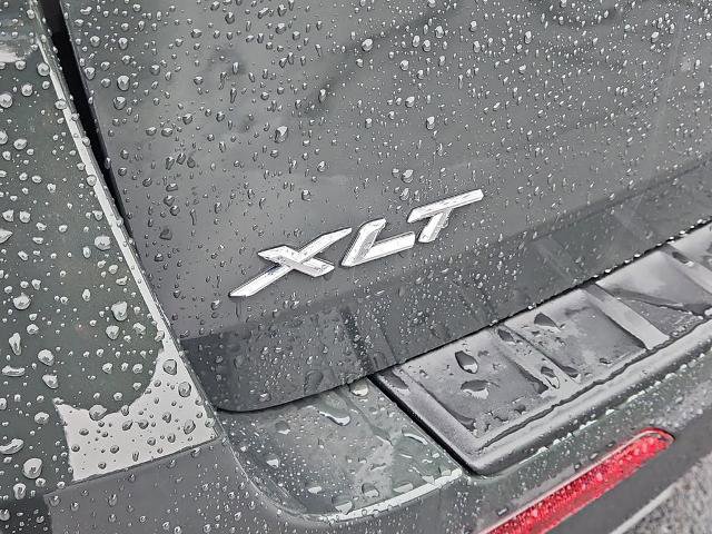 Certified 2022 Ford Explorer XLT w/ Equipment Group 202A AWD/4WD image 6
