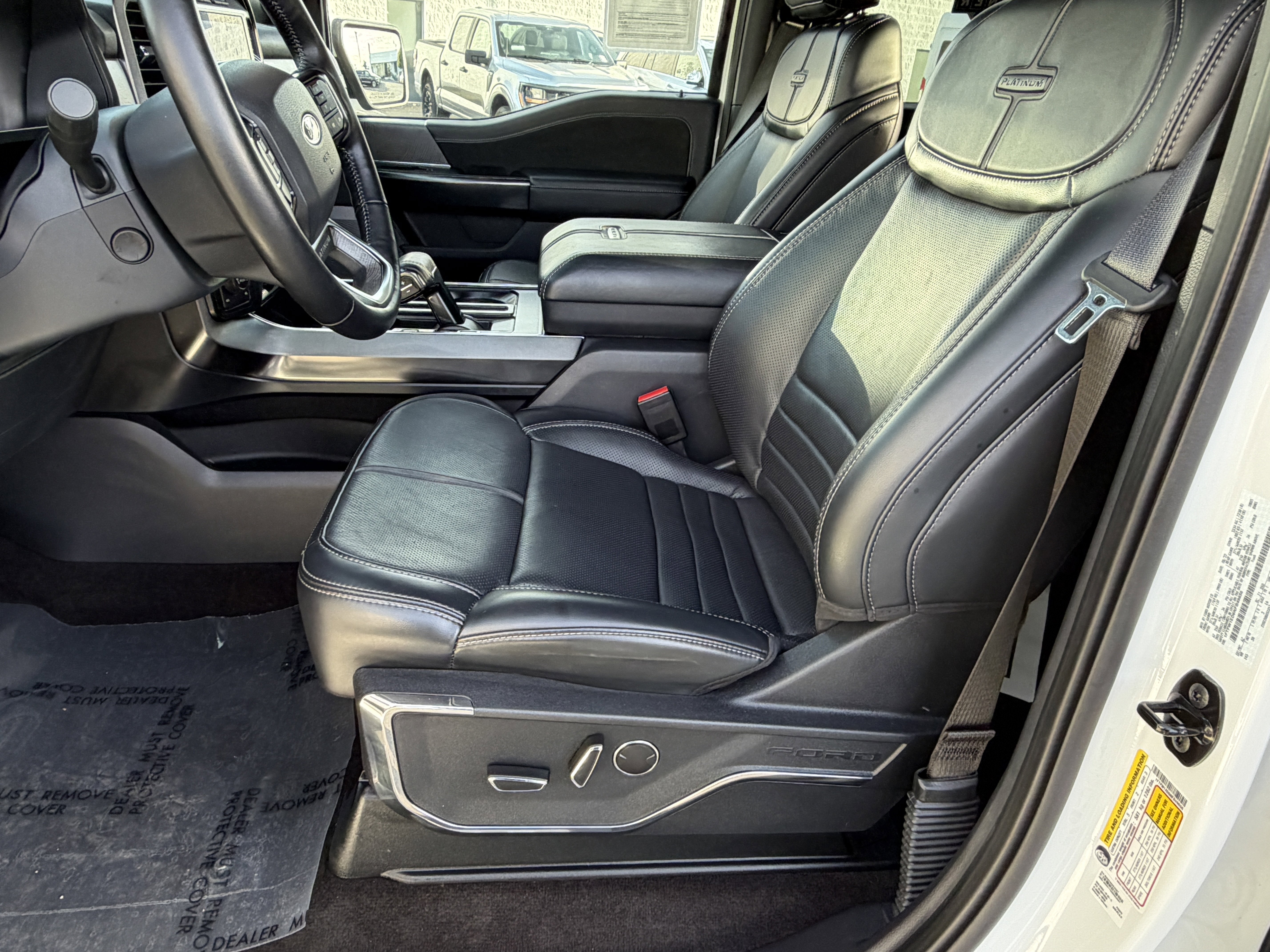 Certified 2022 Ford F150 Platinum w/ Max Trailer Tow Package image 12