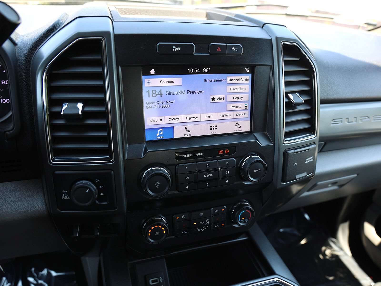 Certified 2019 Ford F250 XLT w/ XLT Premium Package AWD/4WD image 24