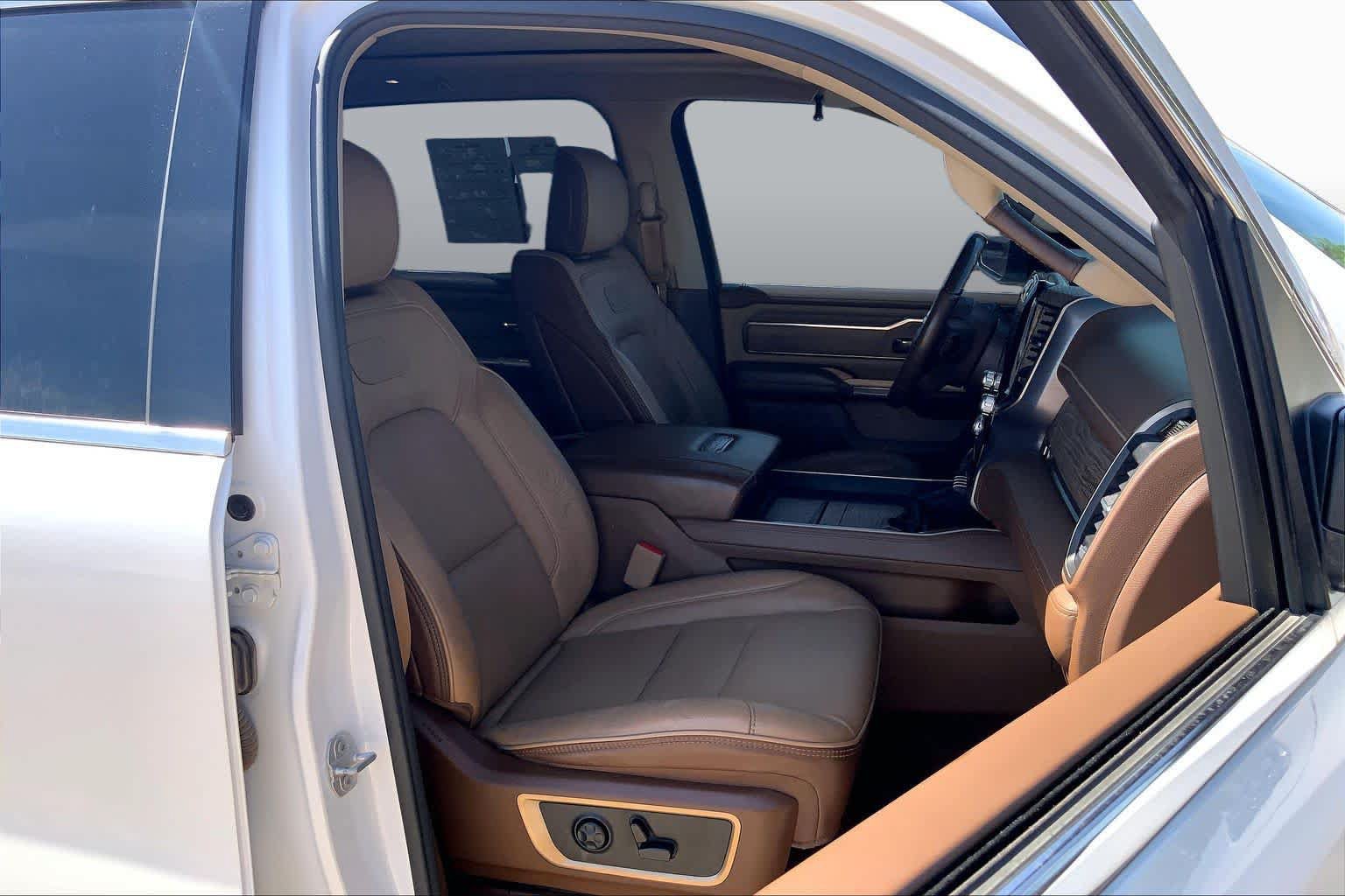 Used 2020 RAM 1500 Limited AWD/4WD image 9