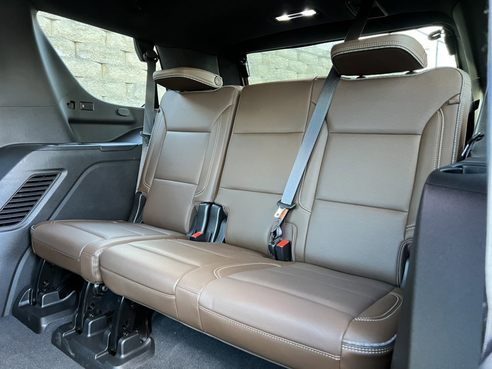 Used 2021 Chevrolet Tahoe High Country image 13