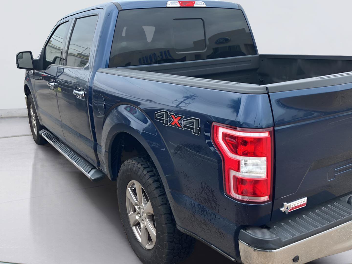Certified 2018 Ford F150 XLT w/ Equipment Group 302A Luxury AWD/4WD image 6