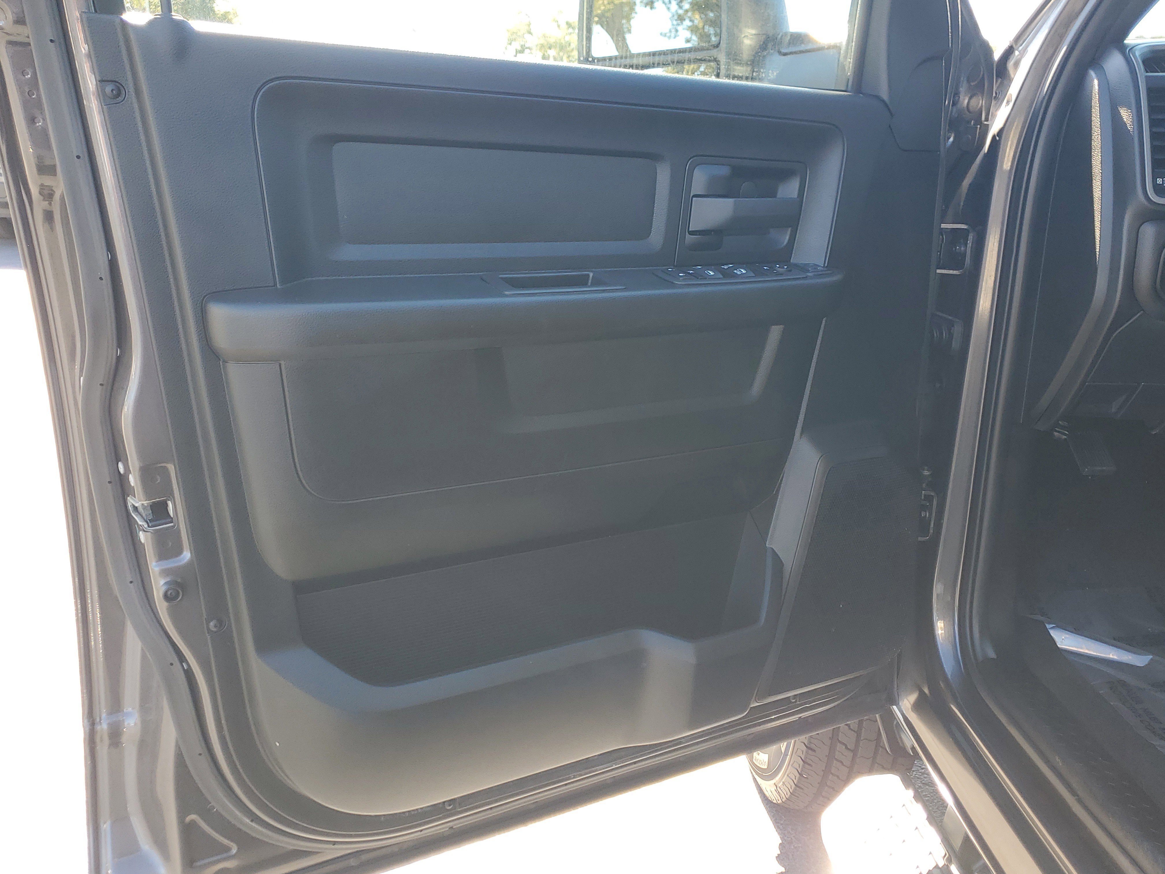 Used 2023 RAM 3500 Tradesman image 18