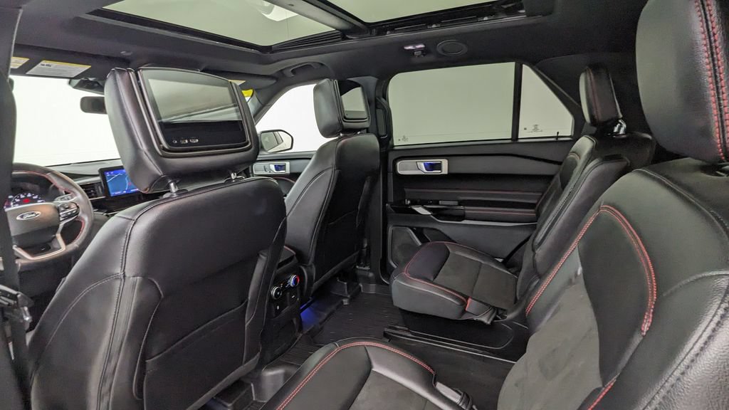 Certified 2023 Ford Explorer ST-Line w/ Class IV Trailer Tow Package AWD/4WD image 35